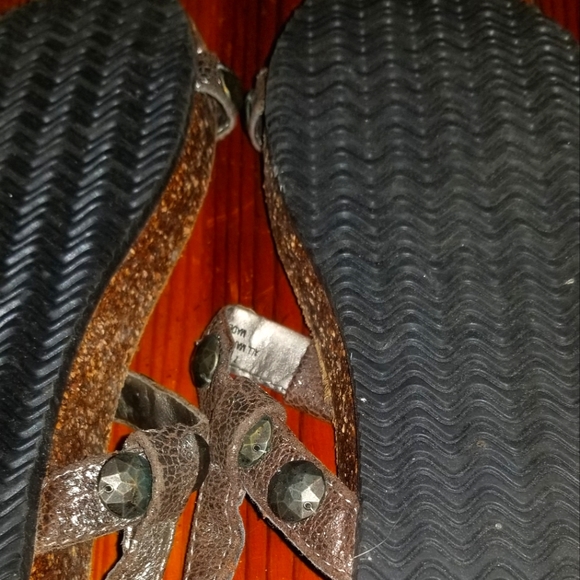 Womens Silver tone sandals - Picture 3 of 6